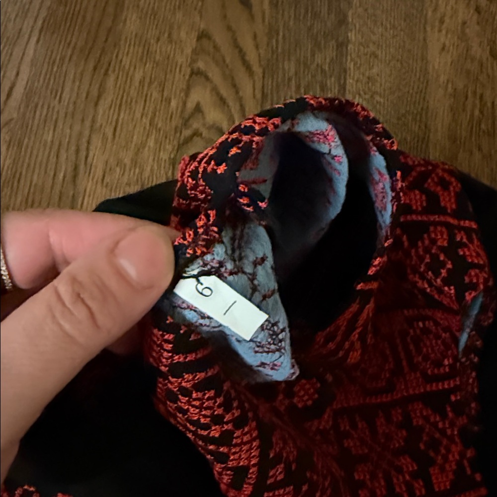 Girls Palestinian Jordanian Thobe Black and Red Embroidered Chiffon Dress - Picture 4 of 4